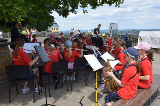 Nachwuchsorchester des Jugendblasorchesters Sebnitz mit jungen Musikern