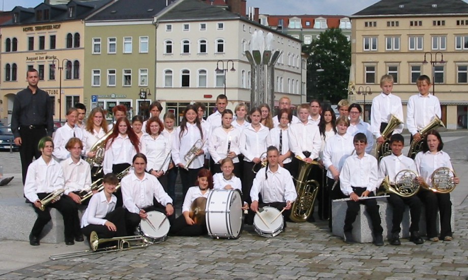 Jugendblasorchester Sebnitz Gruppenfoto – junges Blasorchester aus Sebnitz in der Sächsischen Schweiz